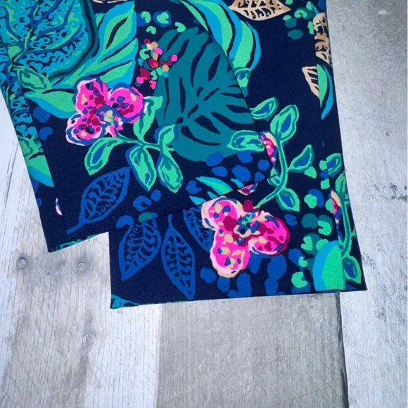 Lilly Pulitzer Vibrant Blue and Pink Cropped Corso Pants - Picture 7 of 10